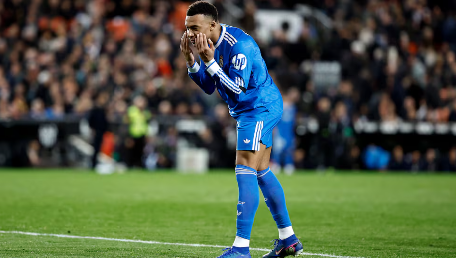 姆巴佩90场82球比肩传奇，皇马天选之子剑指双冠