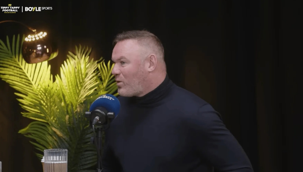 鲁尼：C罗球迷可能会不满 但巅峰梅西确实是我见过最好的球员