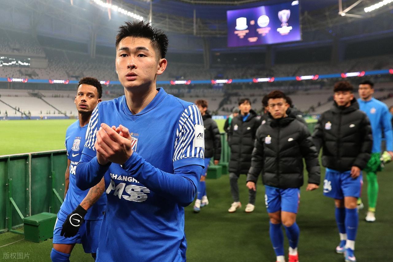 斯卢茨基胆子真大！连范志毅面子都不给拒绝让马镇首发，引发热议