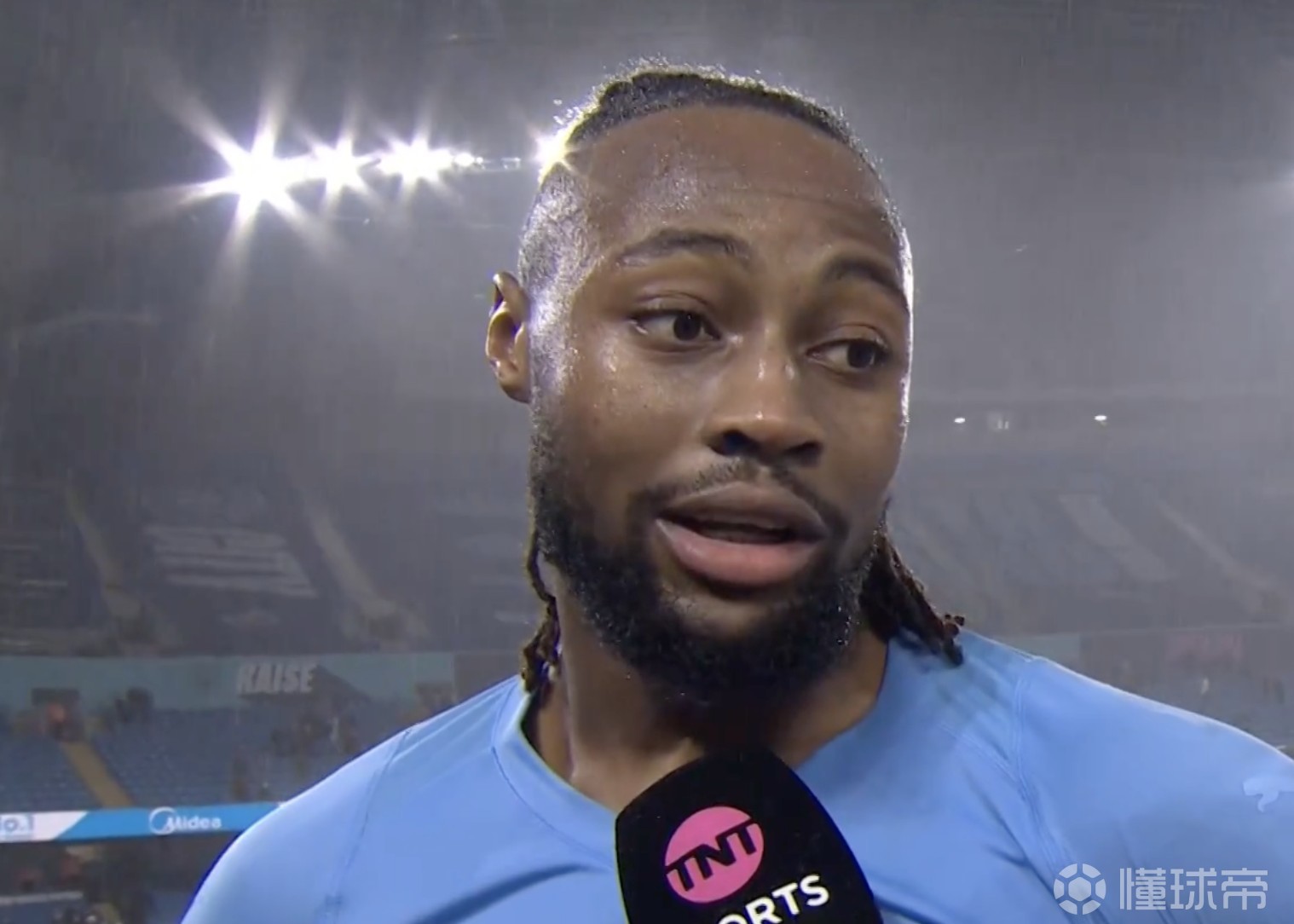 塞门约：泰特拽我头发但裁判认为构不成判罚；争冠？我们能行