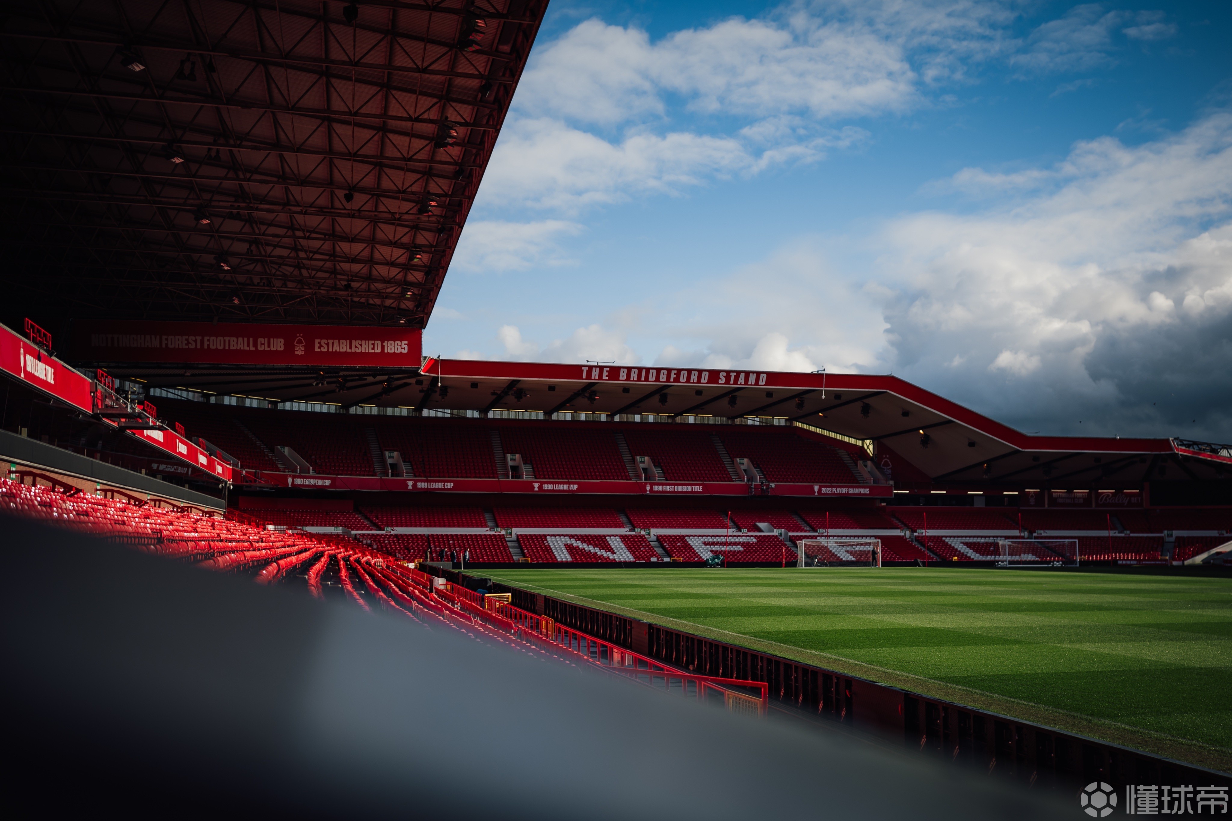 官方：诺丁汉森林主帅戴奇下课；目前英超排名第17