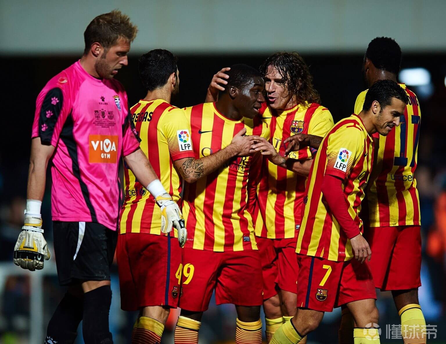 TA：巴萨青训认为进球任务应该由全队来分担，所以很难出射手