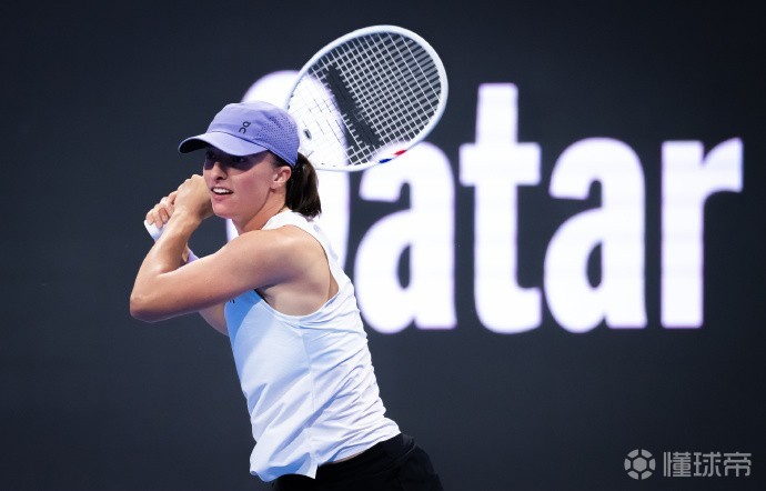 头号种子斯瓦泰克1-2遭萨卡里逆转，无缘多哈赛四强