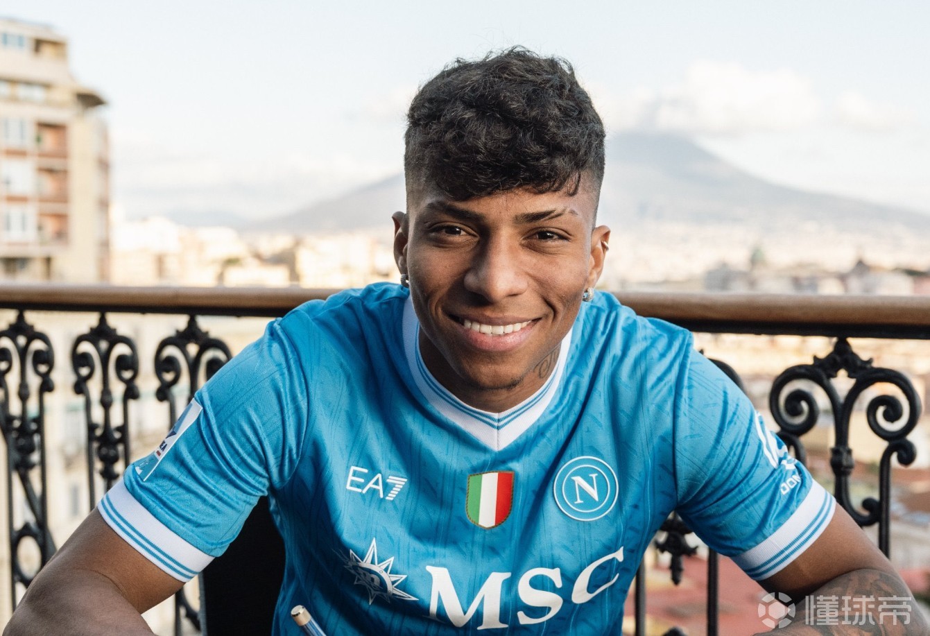 阿利松-桑托斯：加盟那不勒斯是梦想成真；孔蒂非常优秀