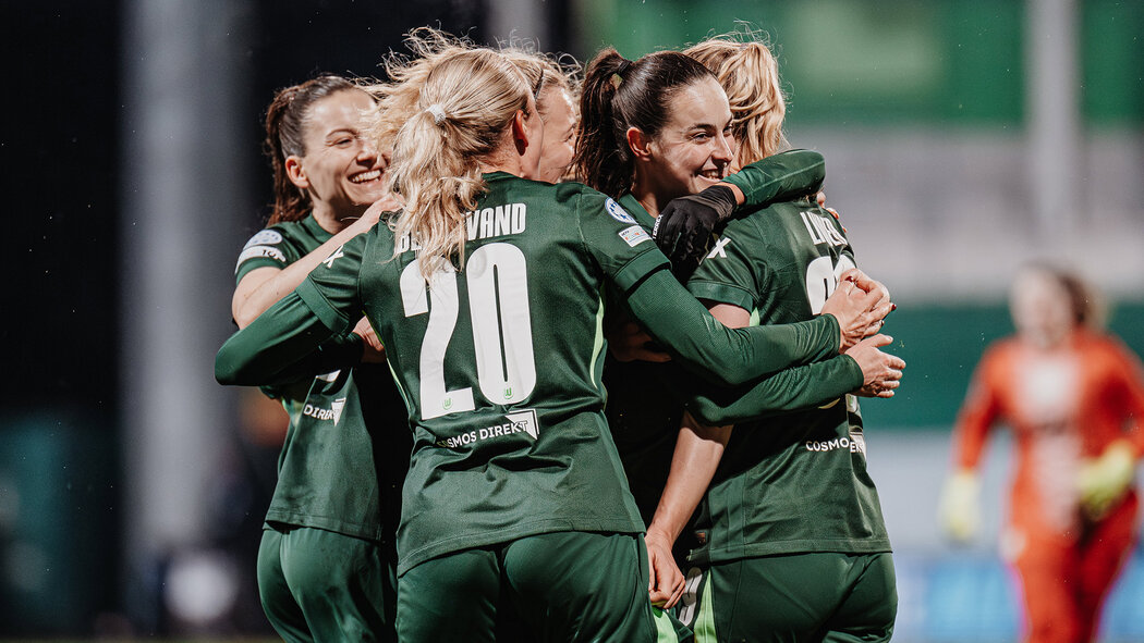 欧冠战报 | 补时绝平！狼堡女足2-2尤文图斯女足