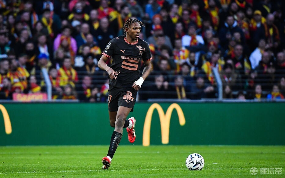 法媒：雅凯年少时也曾被巴黎看上，但巴黎最终选择了塞古-杜库雷