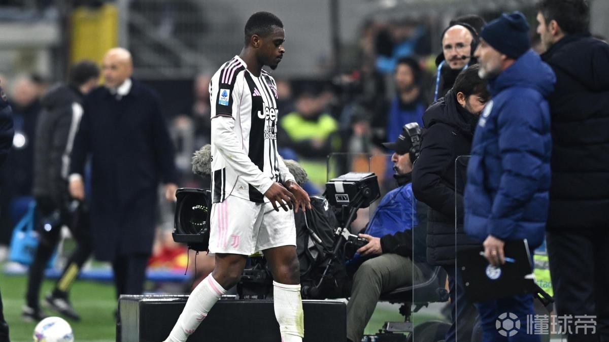 皮耶罗：比赛被红牌分为了两段，卡卢卢的第二张黄牌有待斟酌