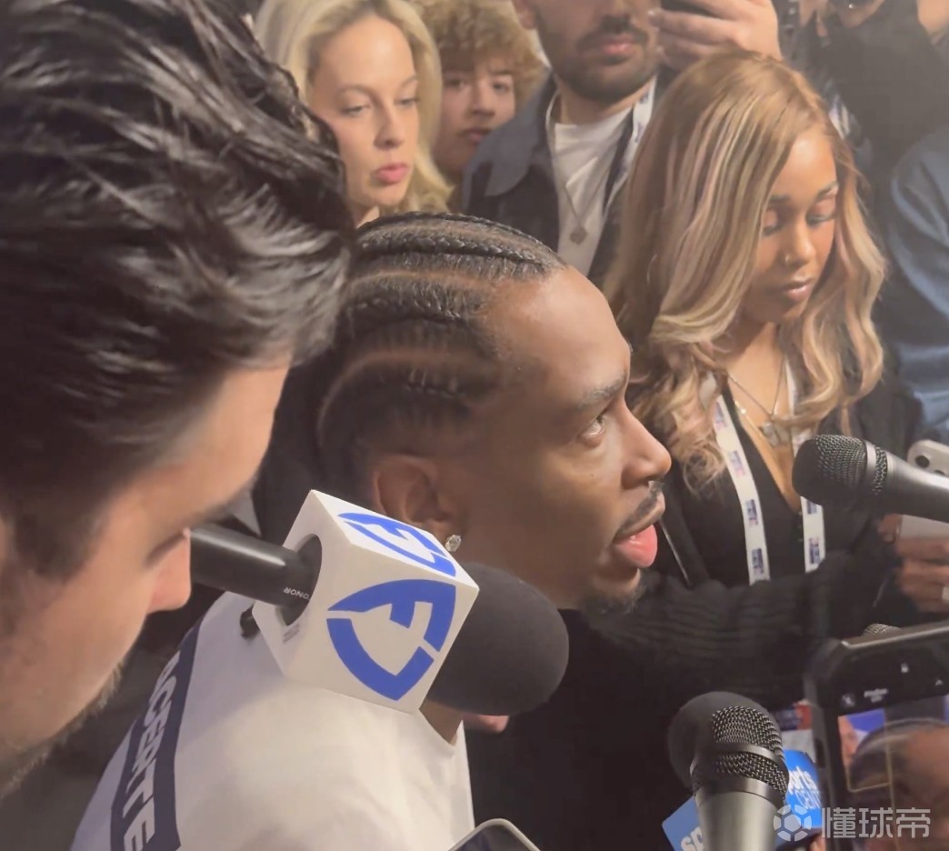 亚历山大谈在洛杉矶比赛：这里的球迷特别棒，‘球迷墙’很酷