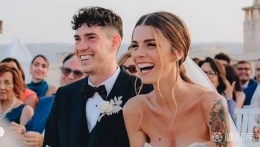 辱骂威胁不断，巴斯托尼和妻子关闭社媒评论区