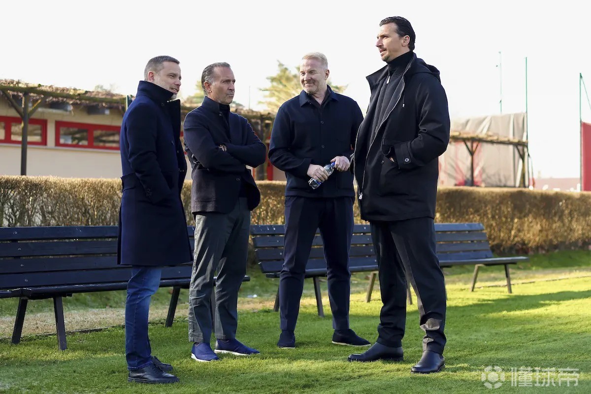 跟队记者：卡尔迪纳莱再次造访米兰内洛，并和管理层共进午餐