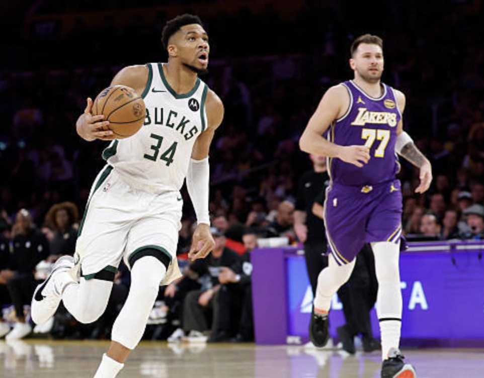 记者：如果字母哥提出离队申请，湖人相信有很大机会得到他