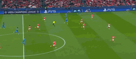 第50分钟，打破僵局，维尼修斯轰入世界波，皇马1-0