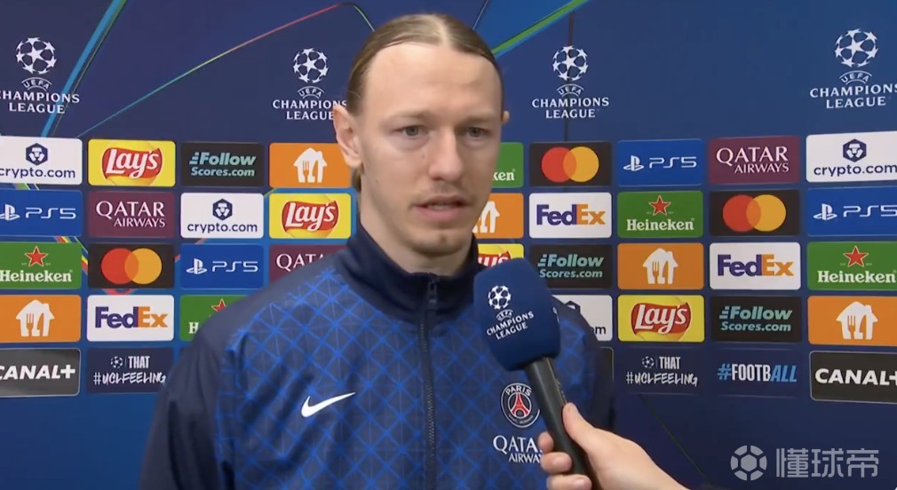 萨福诺夫：会看录像分析失球原因；全队都会为杜埃感到高兴