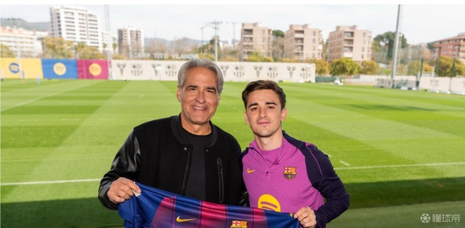 世体：耐克CEO正式访问巴萨，与加维进行会面了解其恢复情况