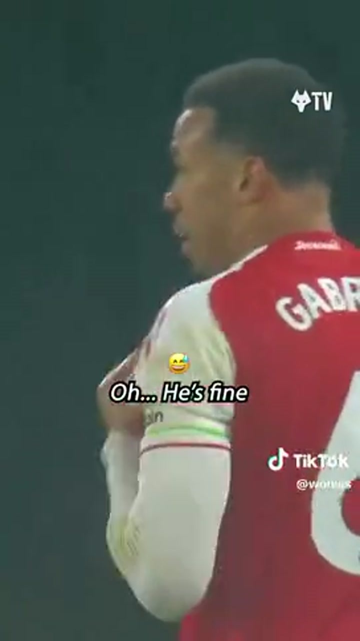 狼队社媒发布阿森纳2-0领先时的各种拖延时间集合