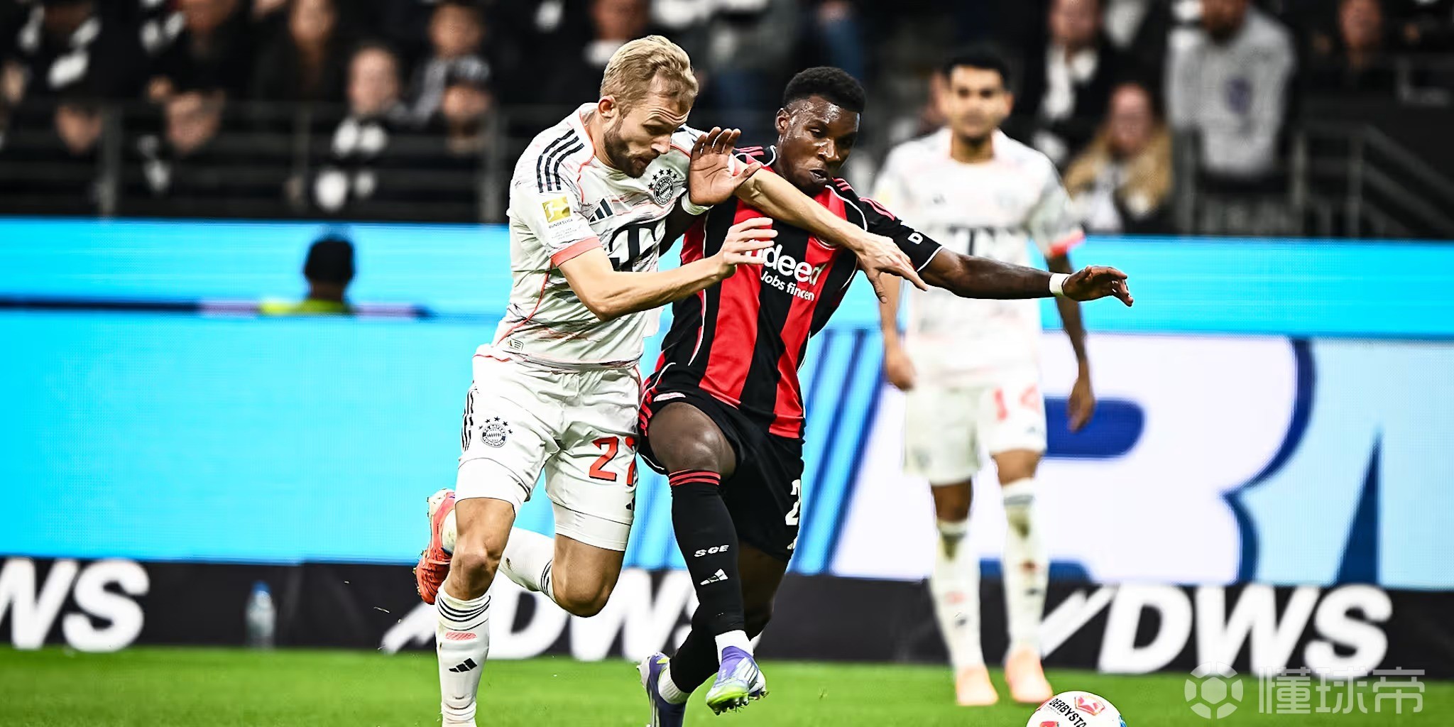 拜仁本赛季德甲22轮积57分，为队史同期第三高