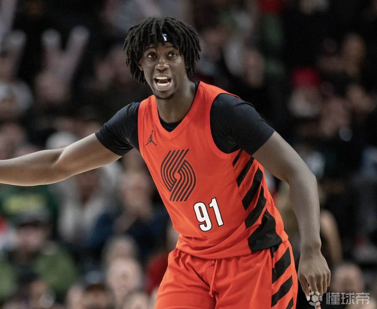 官方：开拓者将西索科的双向合同转为正式合同，并裁掉吕佩尔