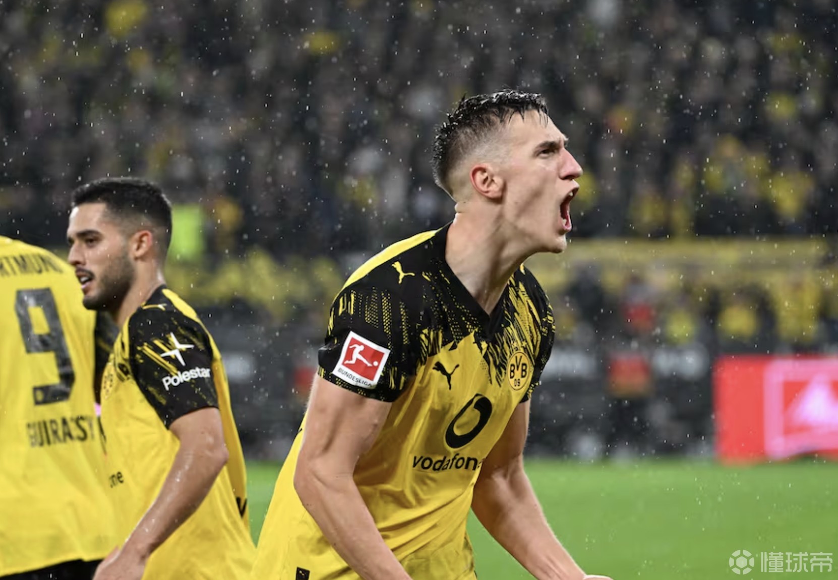 阿斯：皇马重点关注施洛特贝克；多特会主动联系皇马推荐球员