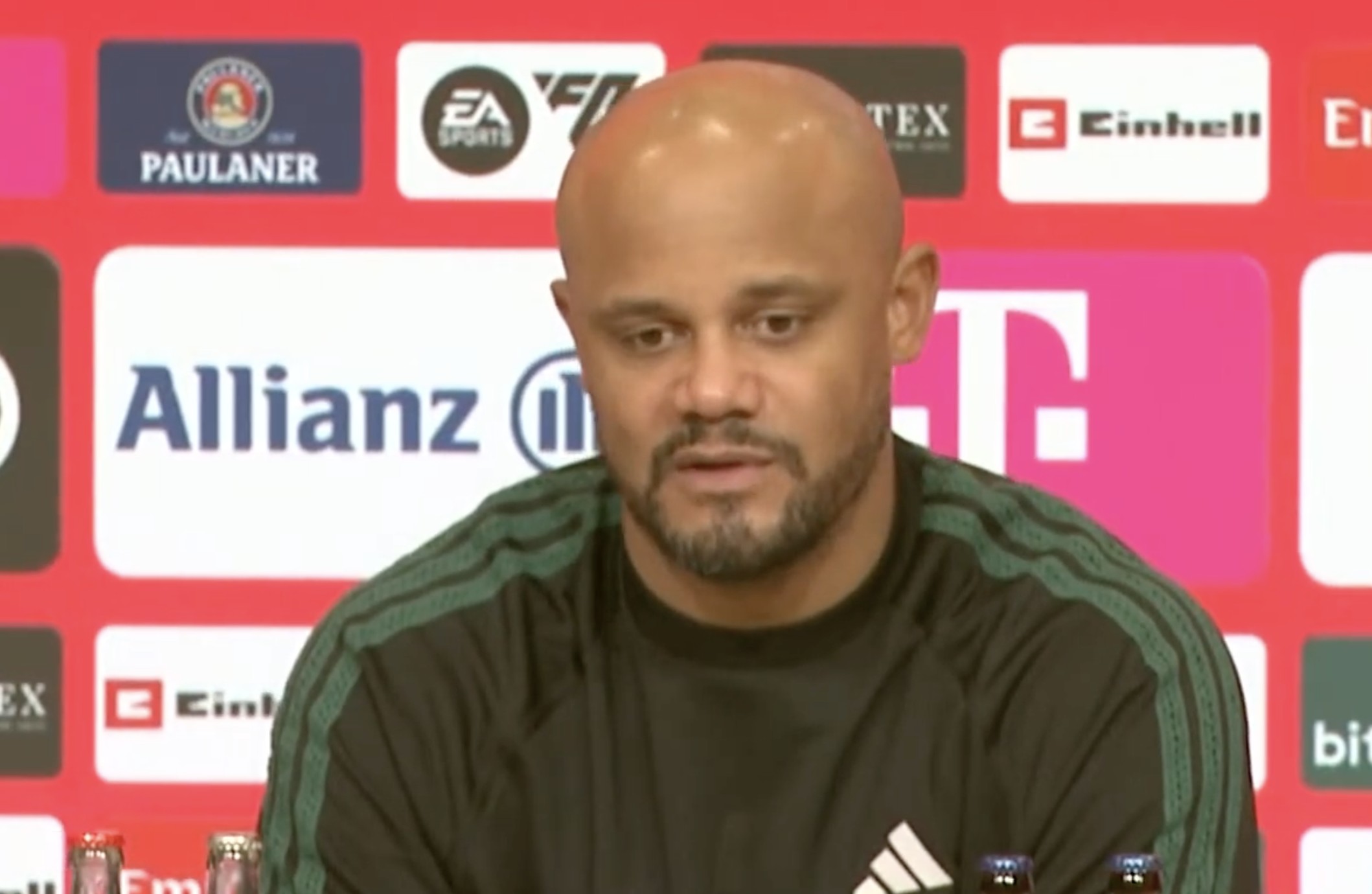 孔帕尼：戴维斯将接受扫描检查；凯恩送点？最佳球员也会犯错