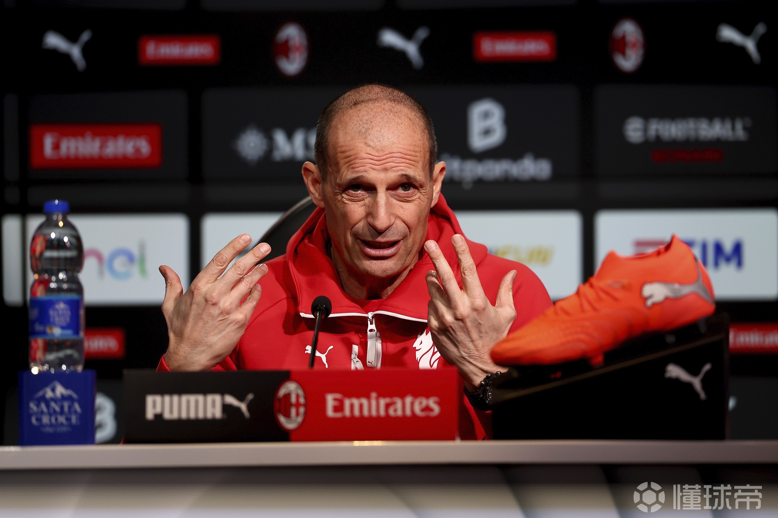 阿莱格里：上轮队内暴发肠道病毒感染，里奇差点拼到虚脱