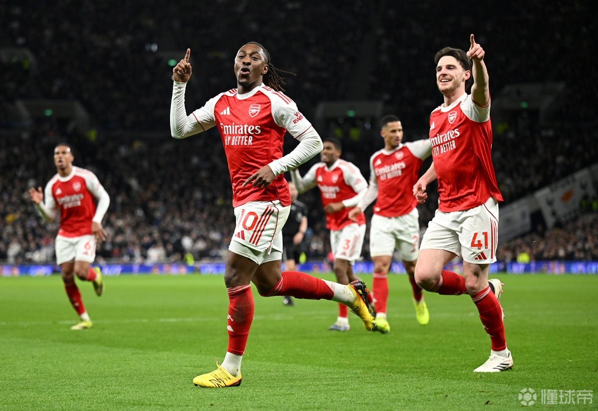 英超客战热刺取得四连胜，阿森纳是继曼联之后第二队