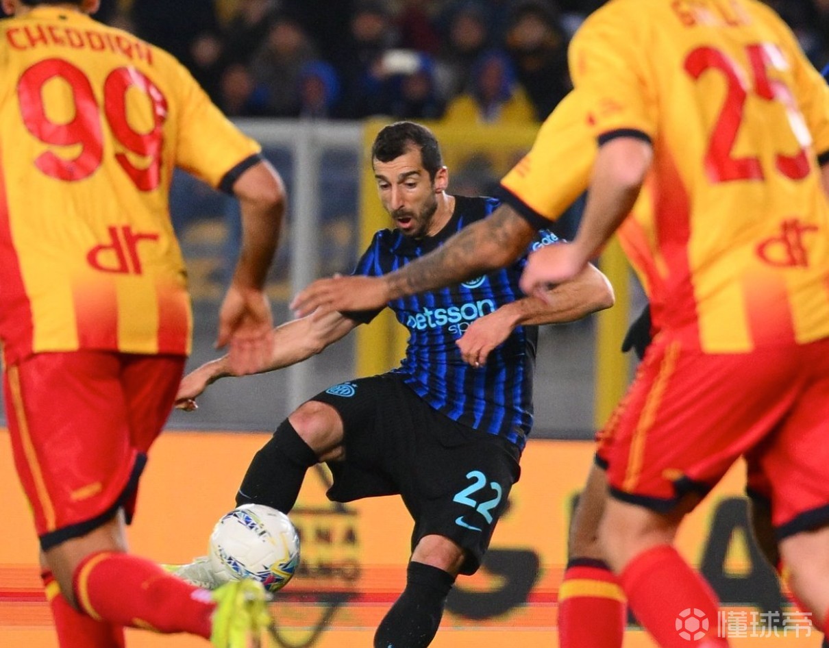 意媒：国米考虑续约姆希塔良一年，年薪降低20%角色转为替补