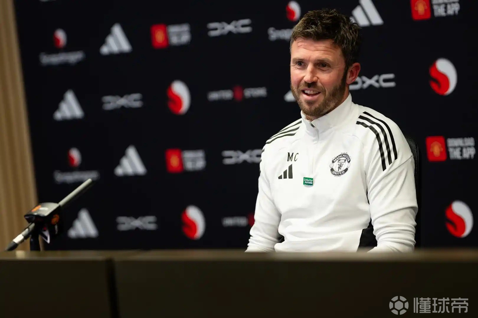 卡里克：卡塞米罗离队后也能踢最高水平比赛，我对此深信不疑