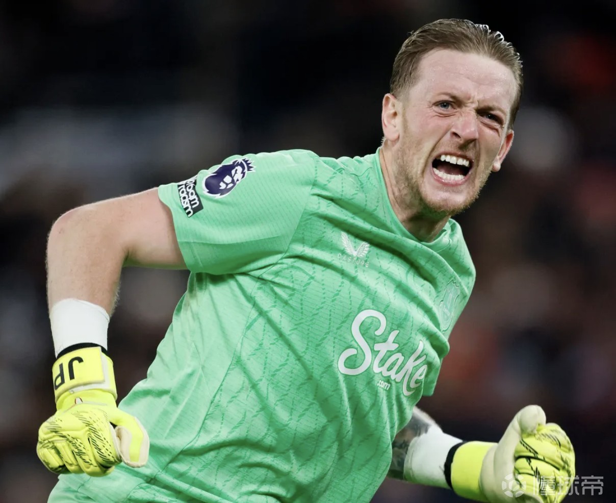 皮克福德：此前对齐尔克泽的扑救是世界级，碰球时内心在祈祷