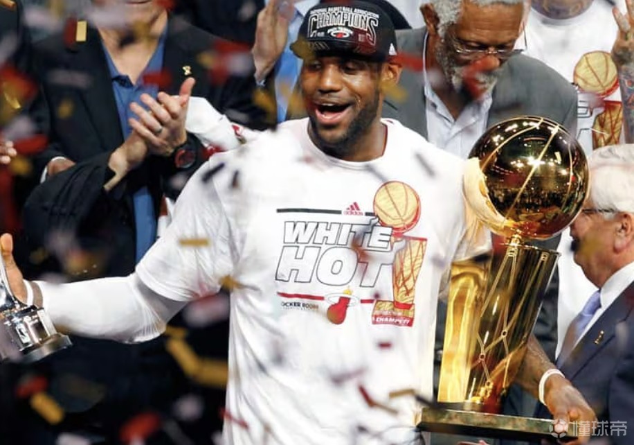 詹姆斯：当年去热火就是为了总冠军，当时感觉在骑士没有机会