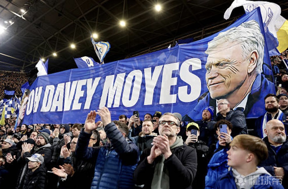 卡拉格：别指责莫耶斯，埃弗顿的阵容绝对不是英超第九的水平