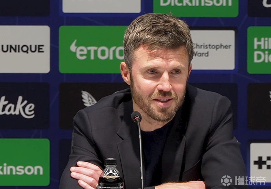 卡里克：拉门斯的表现堪称典范，他具备与范德萨相似的特质