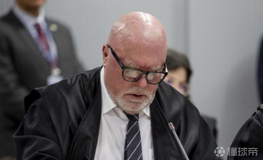 RAC1：前警长称弗洛伦蒂诺贿赂裁判被判诽谤，需赔付2万欧元