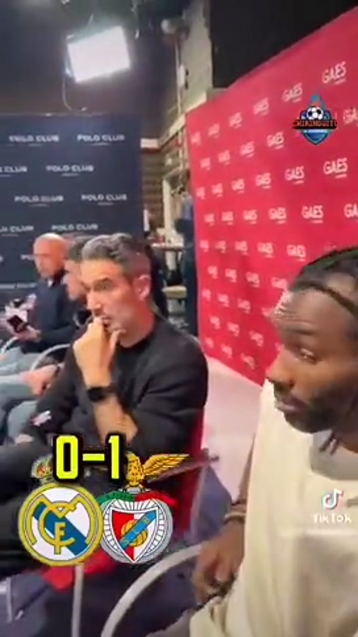 西班牙节目嘉宾疯狂庆祝本菲卡进球 但他的喜悦只持续了两分钟