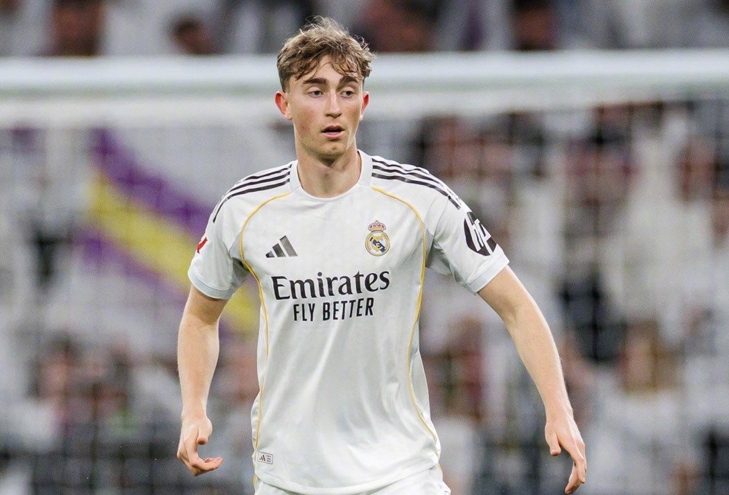 中国蓝新闻评赫伊森事件：皇马不应在球员辱华问题上当鸵鸟