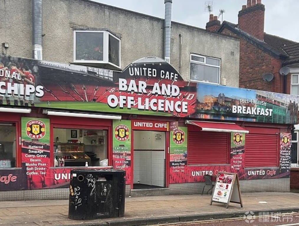 邮报：特拉福德一深受曼联球迷喜爱的咖啡馆被发现鼠患严重