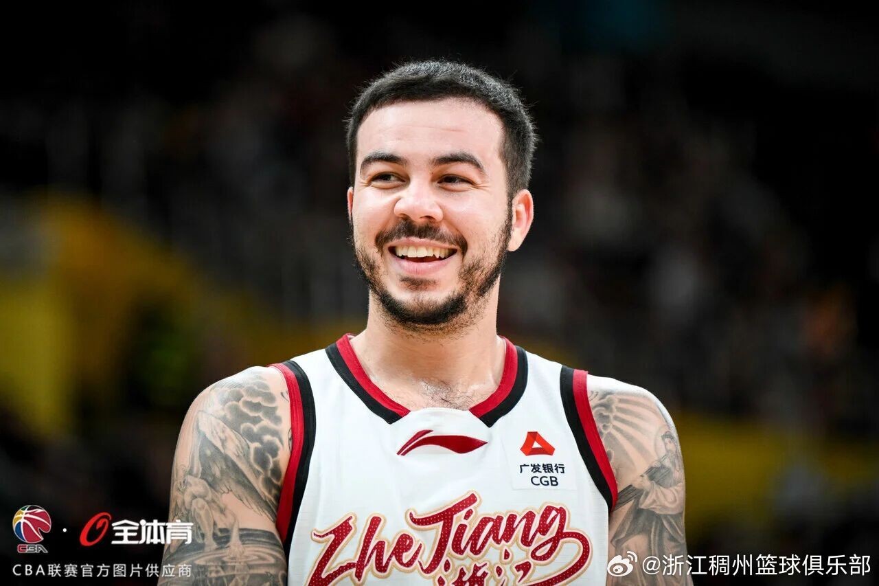 官方：浙江取消注册盖比-约克；球员因陪伴妻子生产将缺席剩余比赛