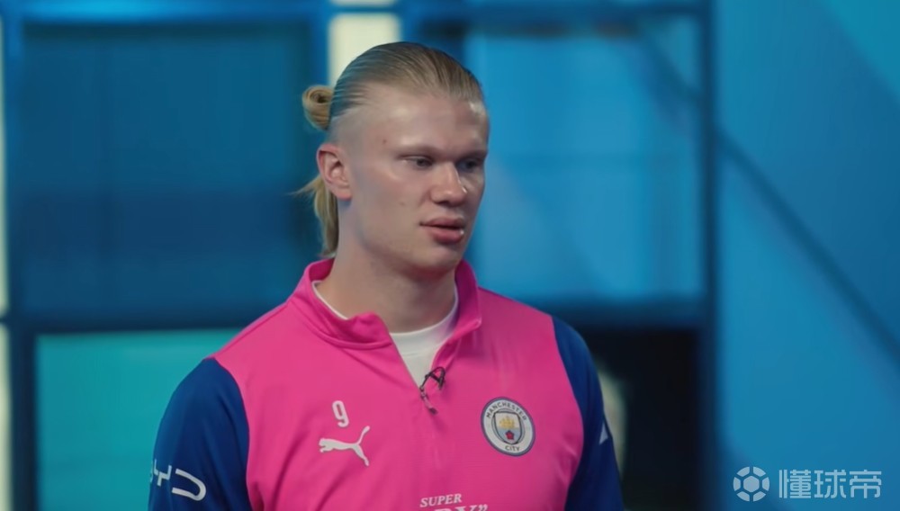 哈兰德：小时候常看伊布、阿圭罗；只要我一直跑动就不需拿球