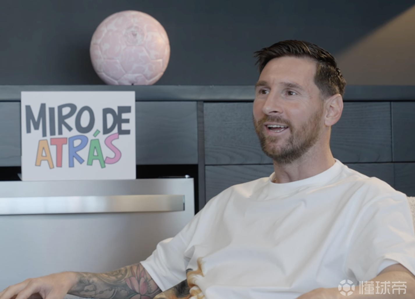 梅西：很后悔没好好学英语，后来和大人物聊天时觉得自己无知