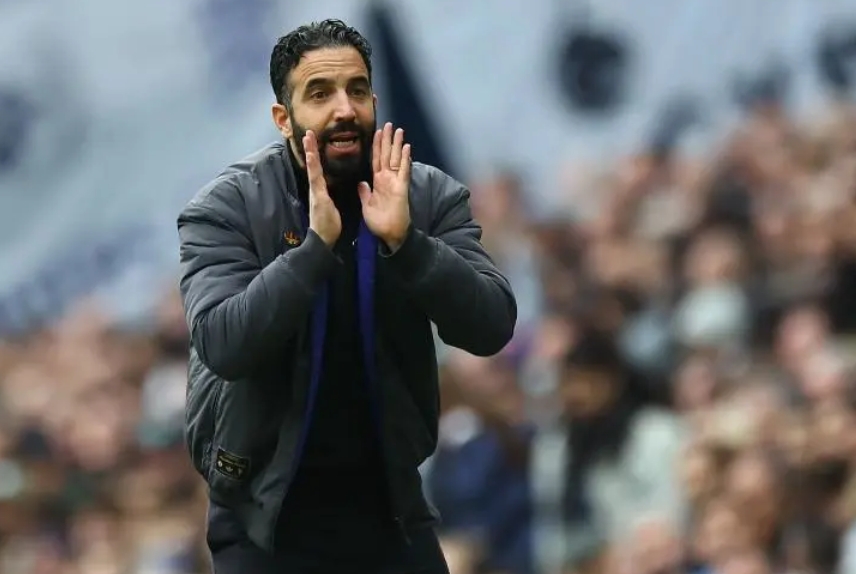 记者：曼联俱乐部确认解雇阿莫林后仍需为其支付2220万镑