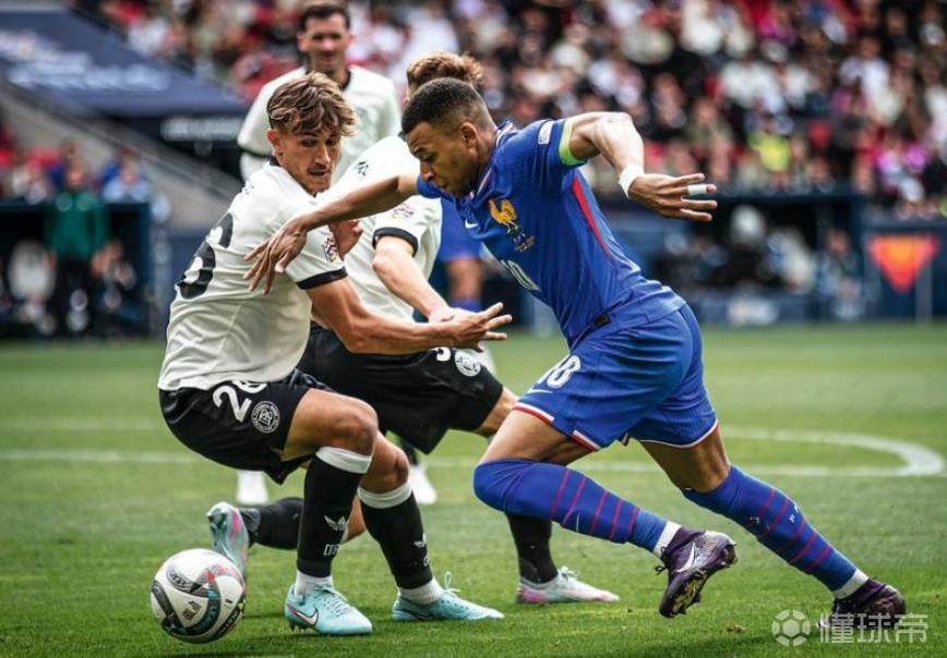 塞尔记者：姆巴佩优先考虑世界杯，这让皇马内部感到不满