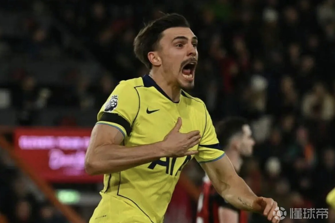 TA：帕利尼亚是世界级抢断型中场，但有球能力在平均水平以下