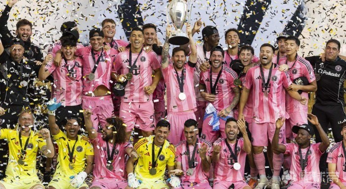 美媒：迈阿密全队将造访白宫并与特朗普会面，梅西也会到场