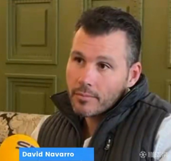 西甲旧将：我曾经无意肘击C罗，然后媒体要求把我送进监狱