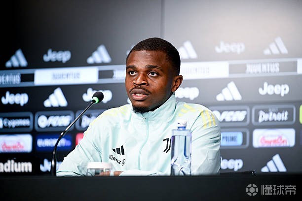 卡卢卢：不指望巴斯托尼有什么特别举动，也不想和他多说什么