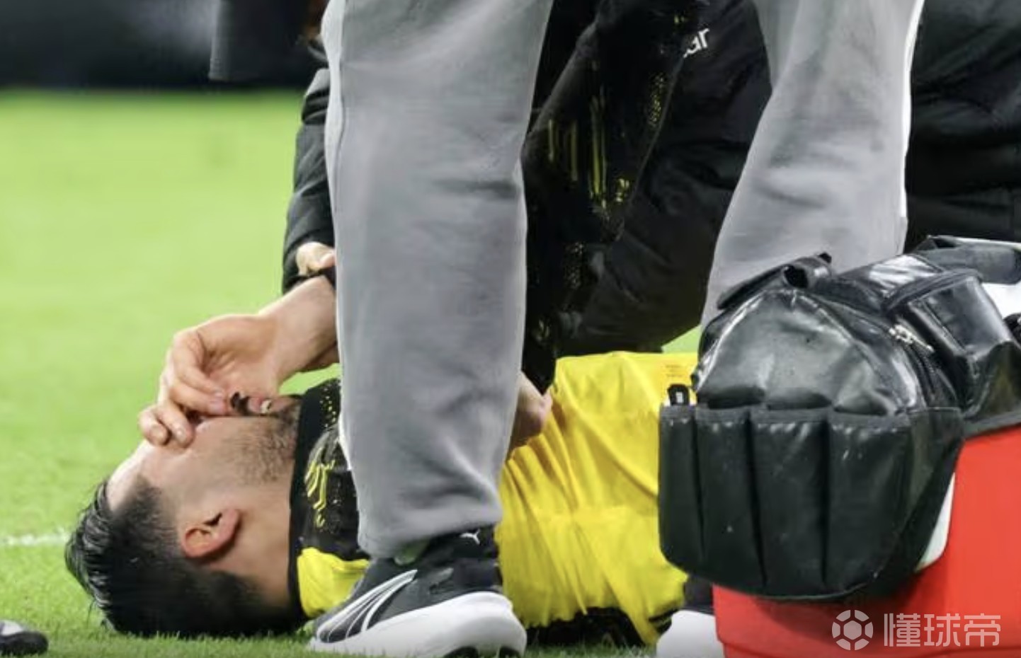 科瓦奇：看起来詹可能遭遇了十字韧带撕裂，他听到了异响