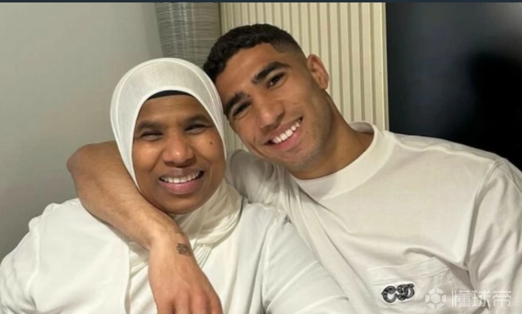 沙媒：阿什拉夫涉嫌强奸罪受审，球员母亲庭上痛哭力证其清白