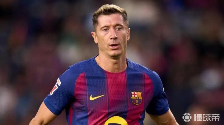 罗马诺：沙特和美职联均对莱万有意，他本人希望在赛季末再谈去向