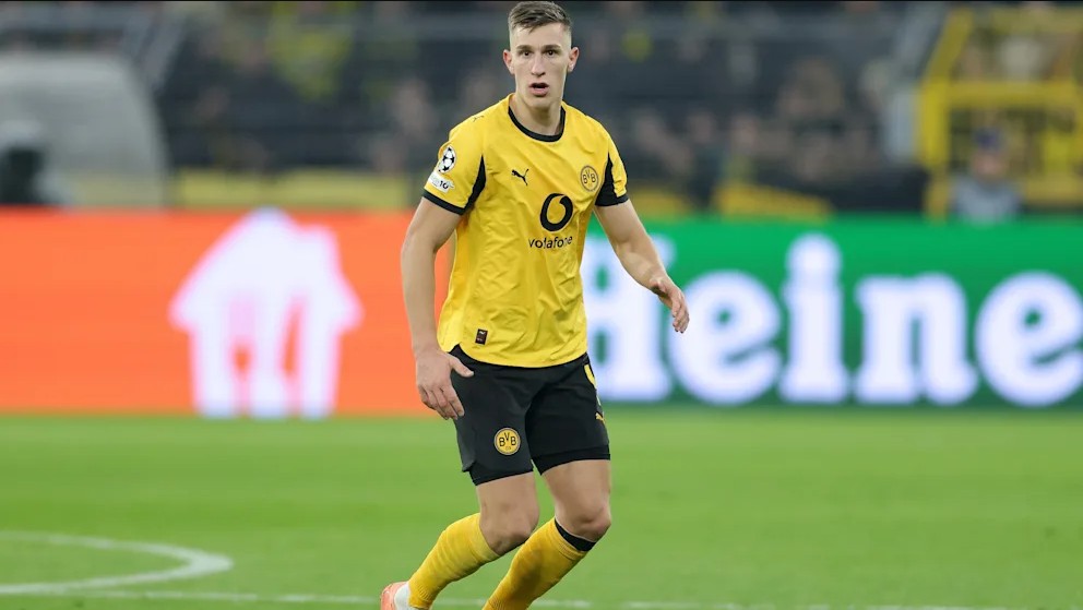 阿斯：施洛特贝克是皇马中卫的热门候选，两家俱乐部关系良好