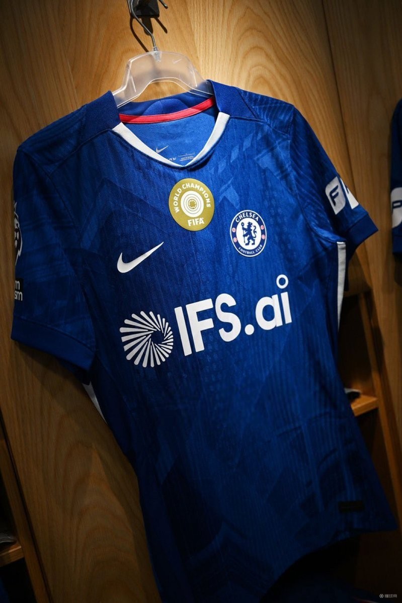 记者：切尔西本赛季胸前广告赞助费远超1500万镑