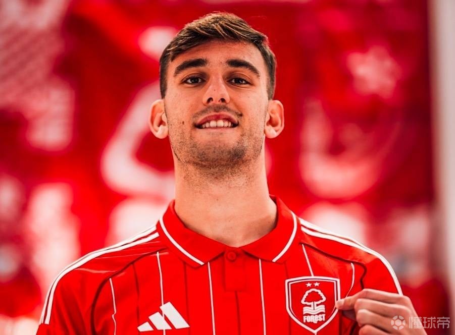 斯基拉：对表现不够满意，森林不打算买断洛伦佐-卢卡